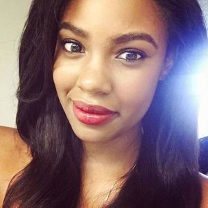 Meet your Posher, Dominique